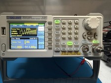 Siglent SDG1025 Function Arbitrary Waveform Generator 25MHz Tested Powers On
