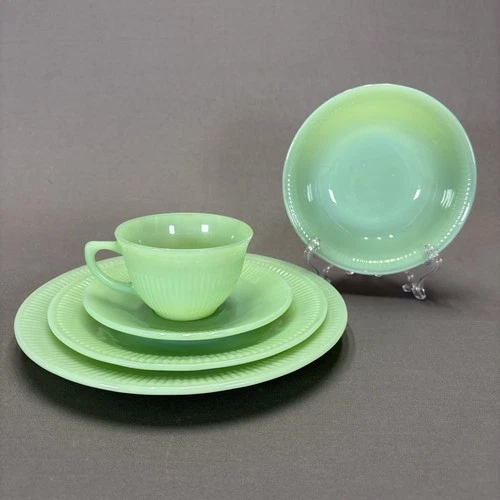 Fire King Jadeite Jane Ray 5 Piece Place Setting Ribbed Oven Ware Anchor Hocking