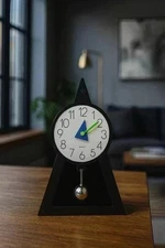 Orologio Vintage Moderno in Metallo – Stile Memphis Anni ’80/'90