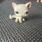 Lps grey cat with textured eye                    *HASBRO* Green Flower Eyes — photo 1