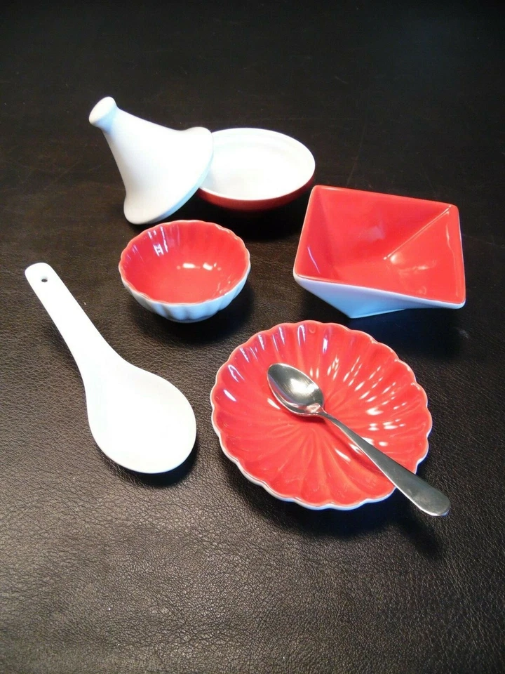 Pier 1 Imports Juego de Fiesta de Degustación (4) 5 PC Configuración 2010 Rojo y Blanco Cerámica Difícil de Encontrar  Foto 2 de 4