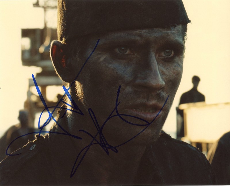 Garrett Hedlund "Unbroken" AUTOGRAPH Signed 8x10 Photo