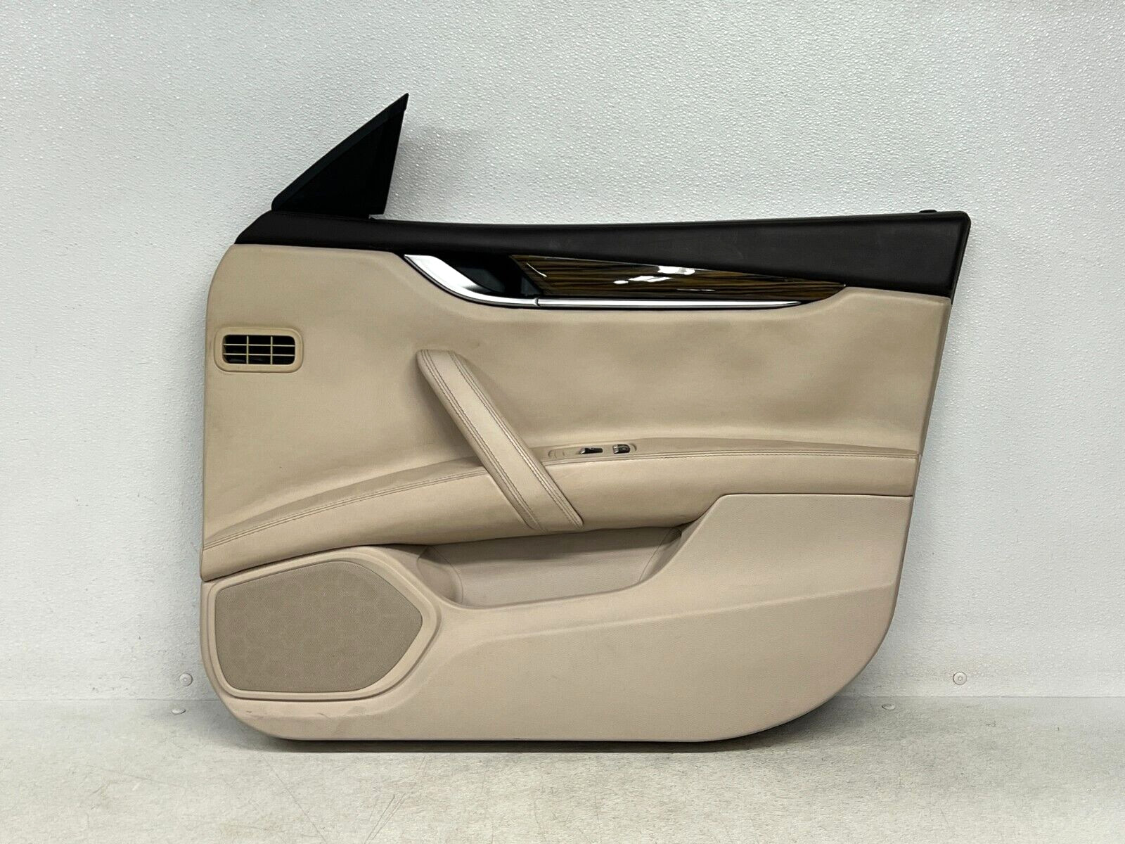 ⭐2014-2020 MASERATI GHIBLI SQ4 FRONT RIGHT PASS INTERIOR DOOR PANEL OEM LOT2531