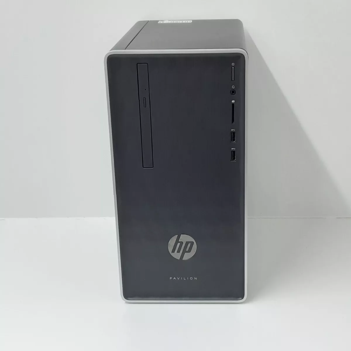 HP Pavilion 590 a0017na AMD A9 Desktop PC 8GB 1TB HDD Windows 10 Radeon R5 DVD