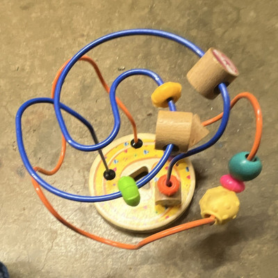 Wooden Bead Maze Activity Toy, Multicolor Loop Wire, Motor Skills Coordination