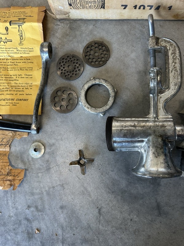 Vintage ShopRite No. 5 Meat Grinder — With Original Box & Paperwork — Nice!