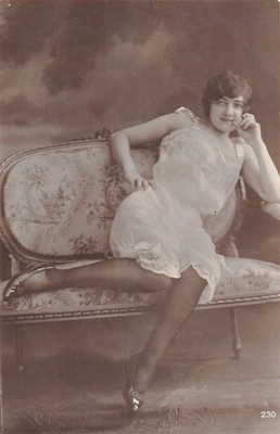 715492) Old Nice Erotic Postcard Look!!! 