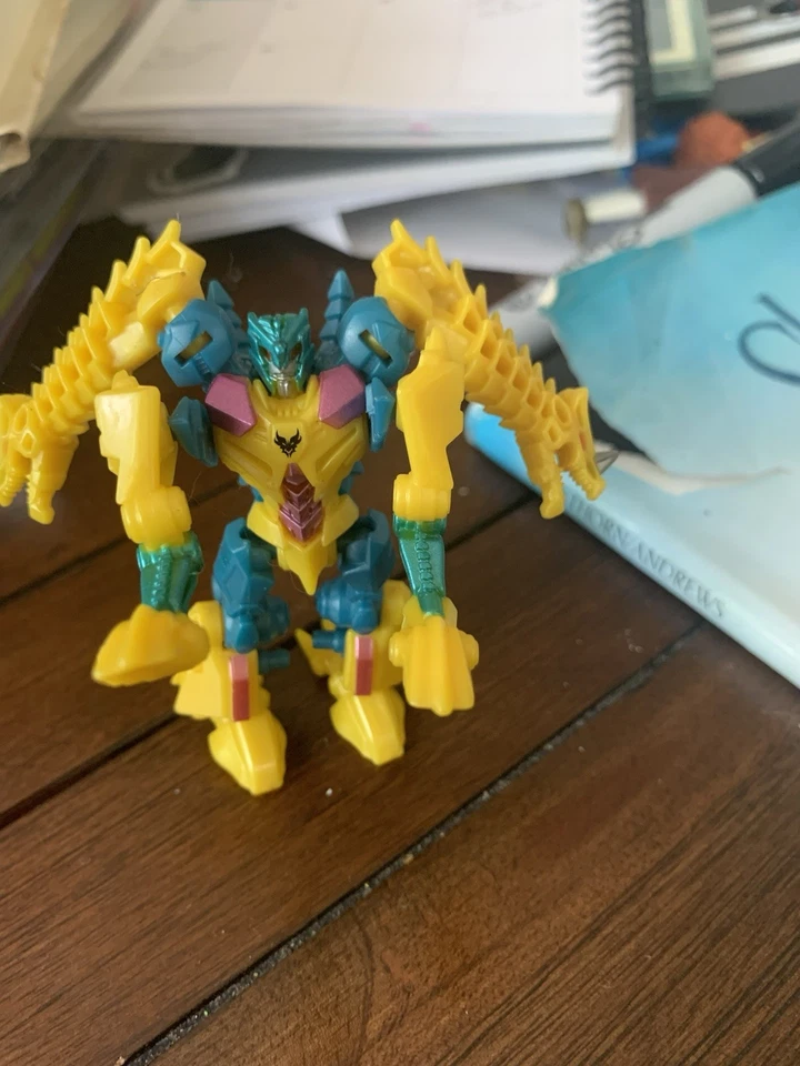 Transformers Twinstrike Prime Beast Hunters Cyberverse Legion Class Hasbro - Image 2 of 4