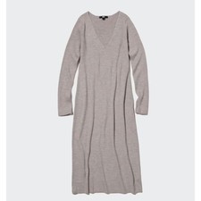 NWT Uniqlo Merino Wool Blend Fitted V-Neck Long-Sleeve Dress in Gray Women's S