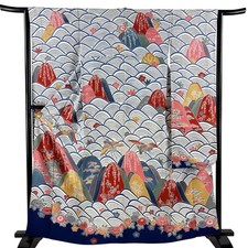 JAPANESE KIMONO FURISODE Cream 164cm 5 ft 5 in PURE SILK AA10144