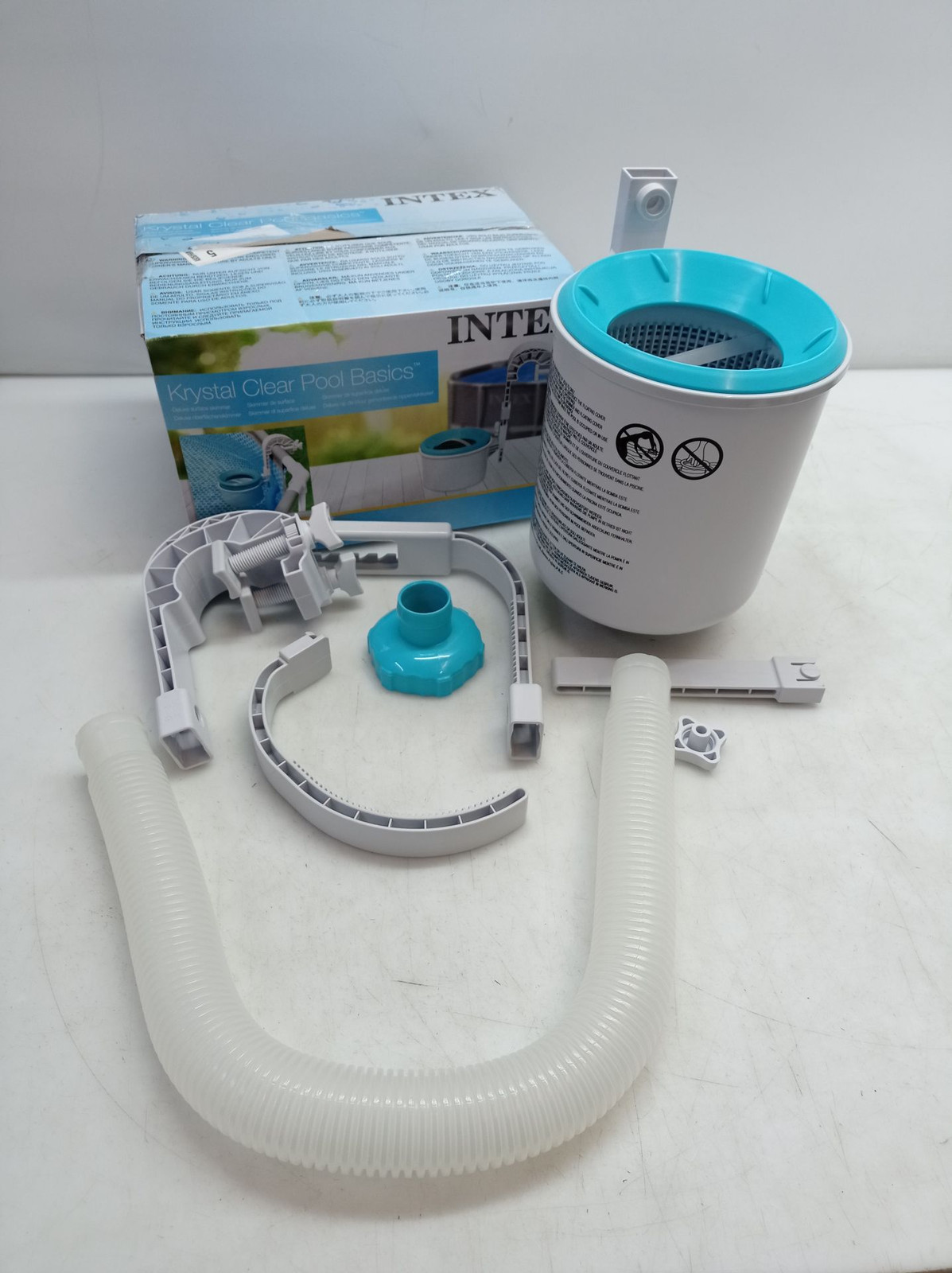Skimmer de superficie de piscina Intex (28000) defectuoso