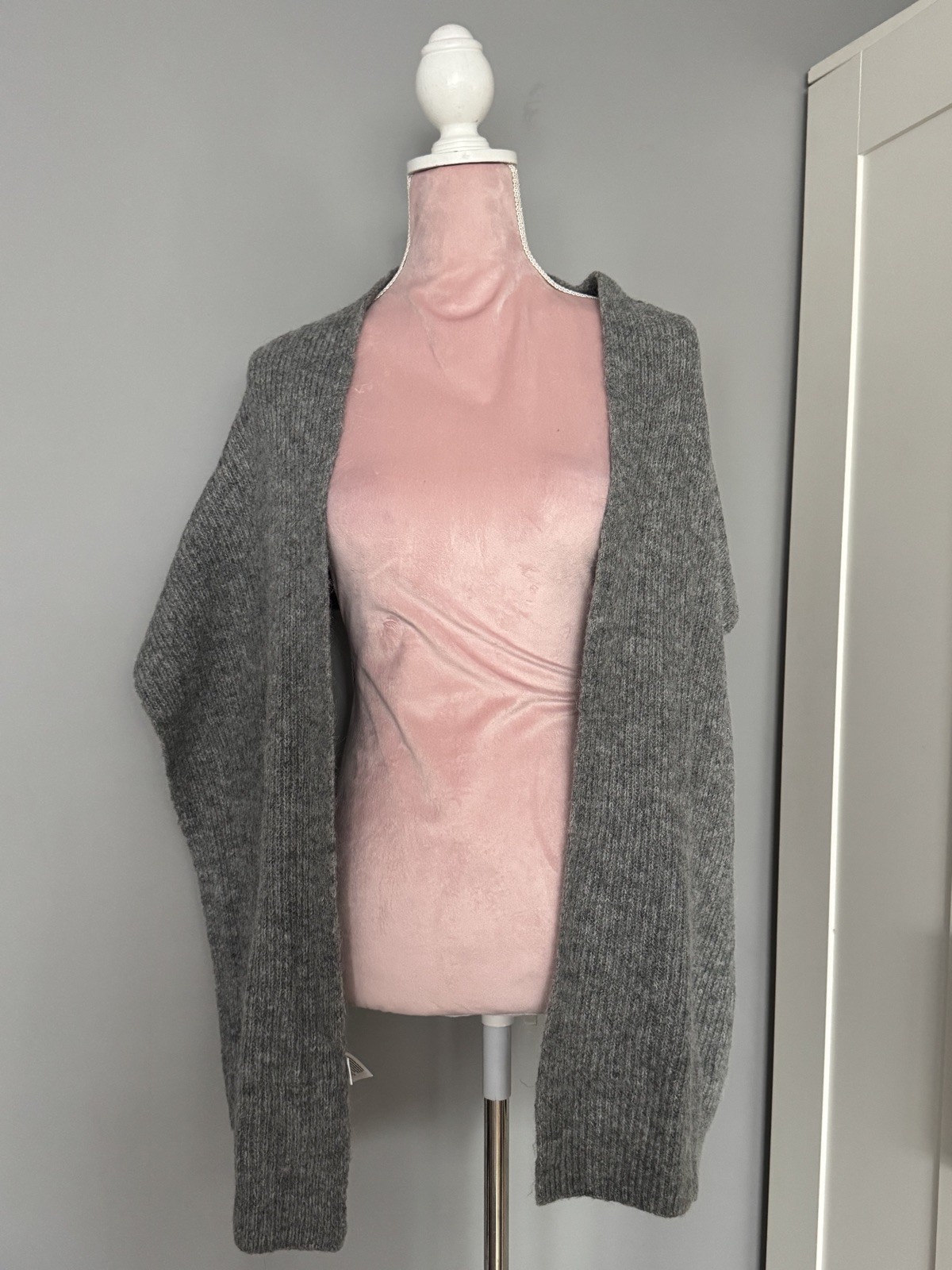 Grey Ribbed Knit Scarf- Women Winter Accessory image 5