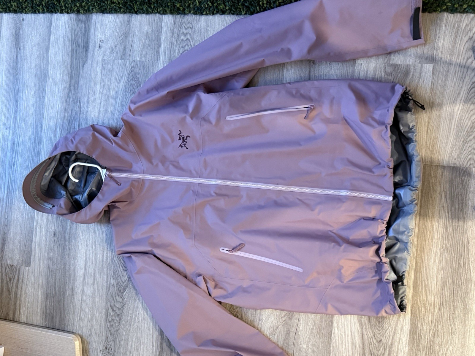 Arc'teryx Giacca Beta Uomo Viola Taglia XL Indossata Solo Due Volte