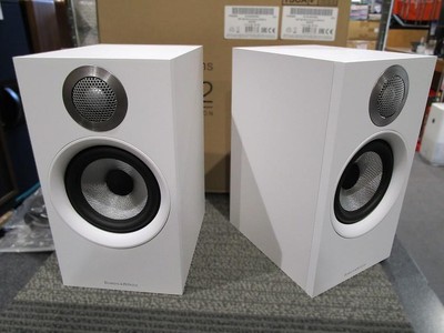 B&W 607 S2 Anniversary Edition White Bookshelf Speakers, Used | eBay