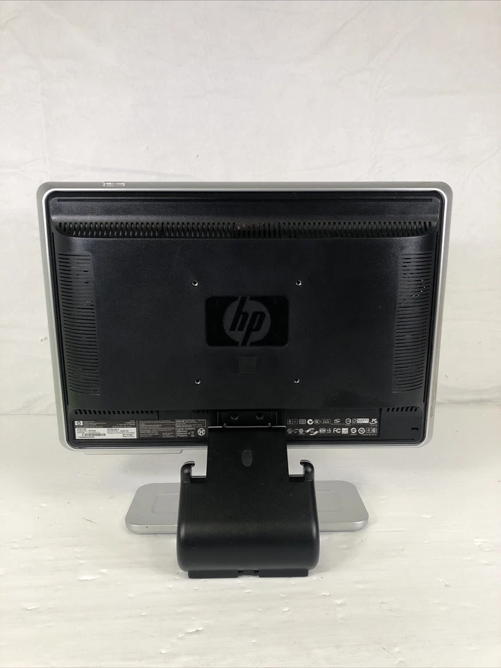 HP W1707 LCD TFT Widescreen Monitor 17-Inch 1440 × 900 Built-in Speakers - Works - Image 2 of 4