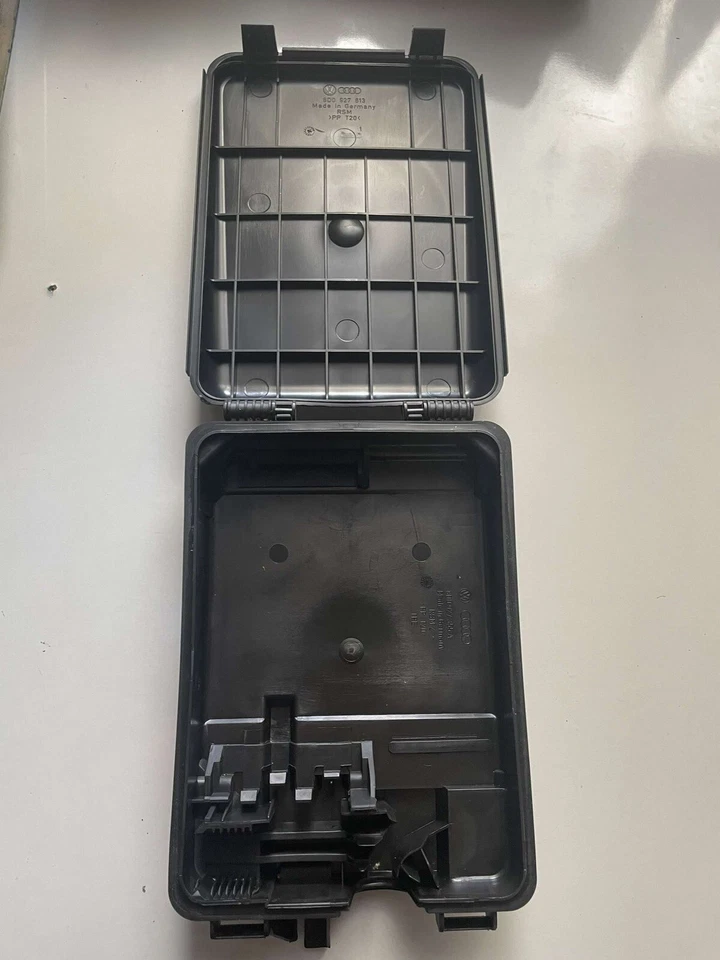 1996 - 2005 年大众帕萨特变速箱便利控制模块外壳。 800 927 613 — 第 2/4 张图片