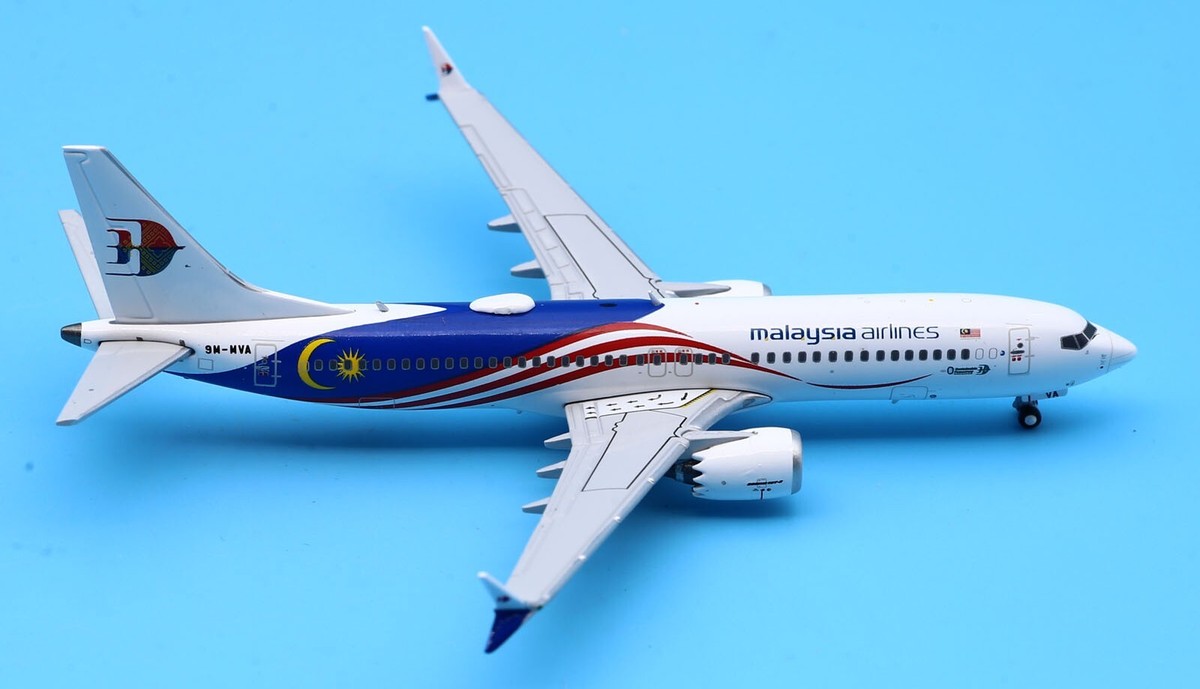 JC Wings 1:400 Malaysia Airlines Boeing B737 MAX 8 Diecast