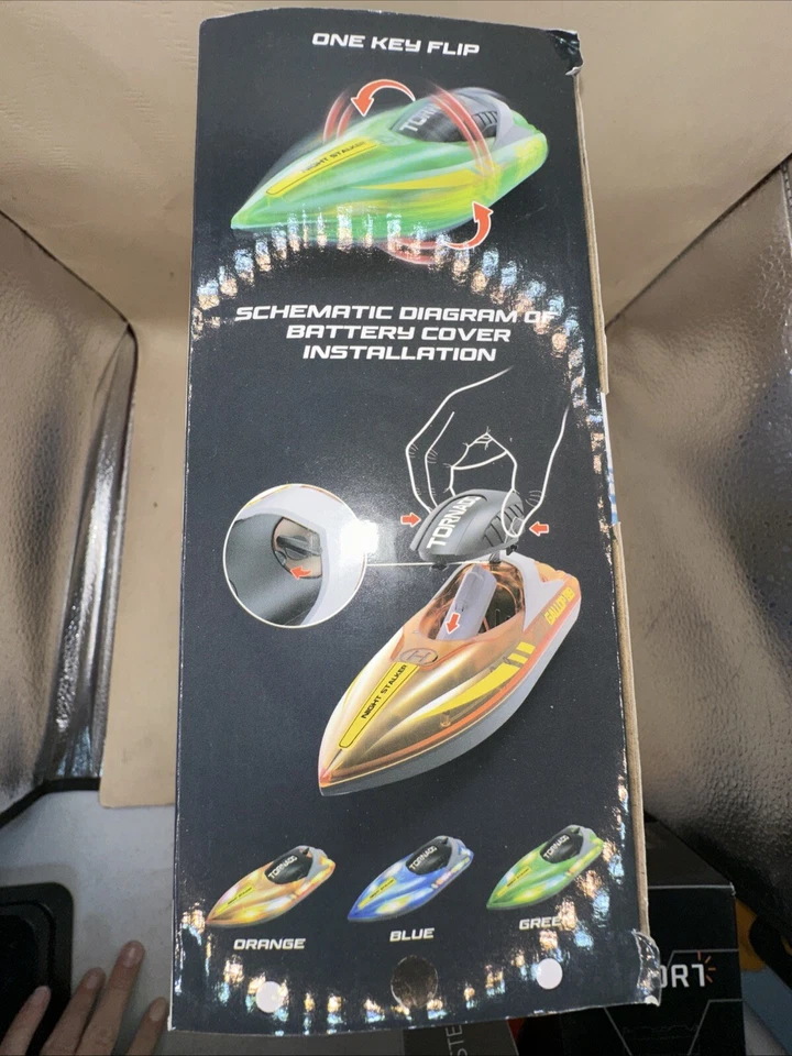 NEW Gallop High-Speed RC TORNADO Boat w LED Light Remote Control BLUE 14+ - Image 4 of 4