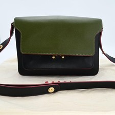 Borsa a tracolla MARNI in pelle saffiano verde/marina USATA dal Giappone