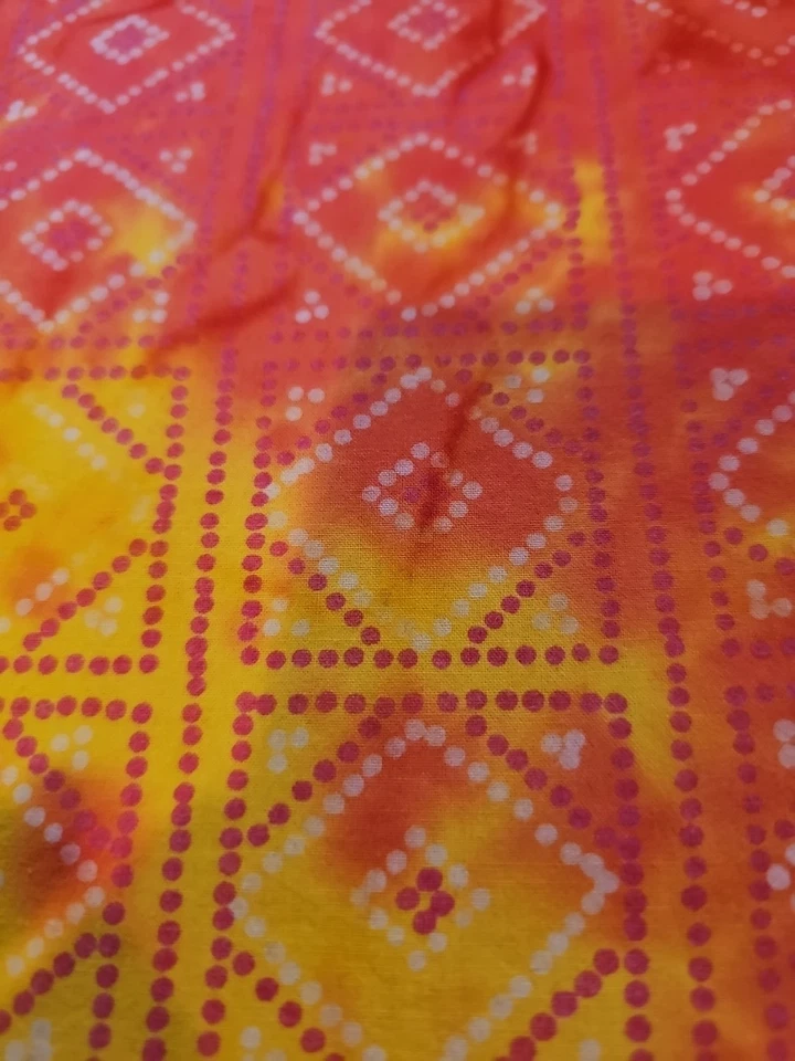 Tela de edredón de algodón geométrico triple naranja y amarillo batik vintage 4 yardas Foto 4 de 4
