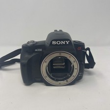 Sony Alpha 230 10.2MP Digital SLR DSLR Camera 6082 Shutter Count