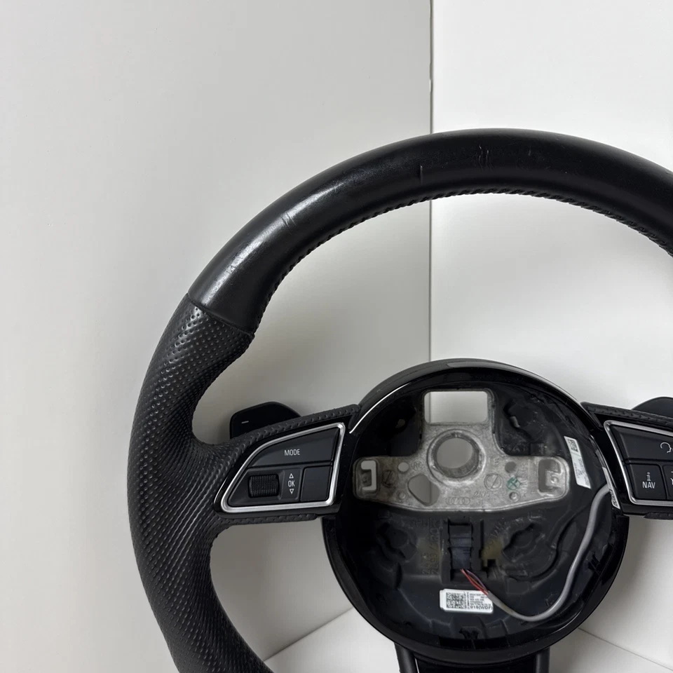 Audi Q5 2017 cuero volante inferior plano OEM Foto 3 de 4