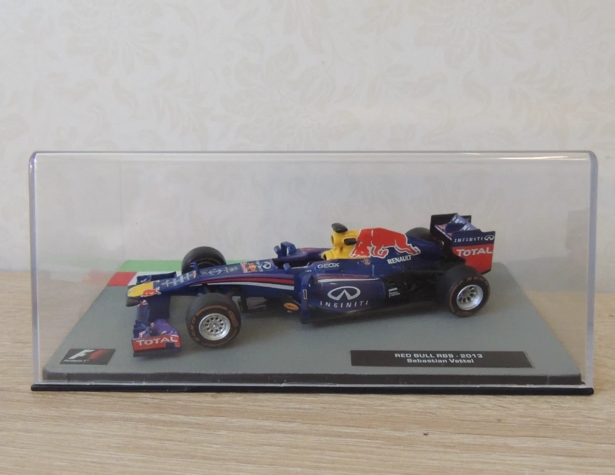 ミニチャンプス 1/43 レッドブル RB9 ベッテル 2013バーレーン優勝