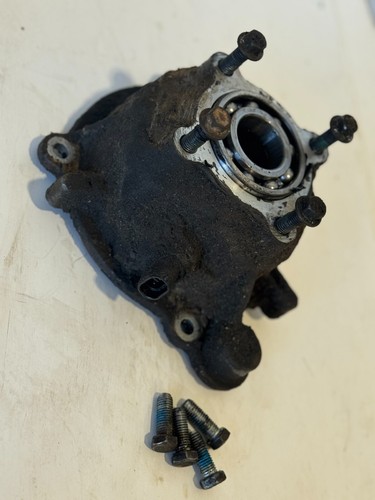 GMC NP241C Transfer Case - Drop Transfer Case Rear Housing Used OEM - Picture 5 of 10