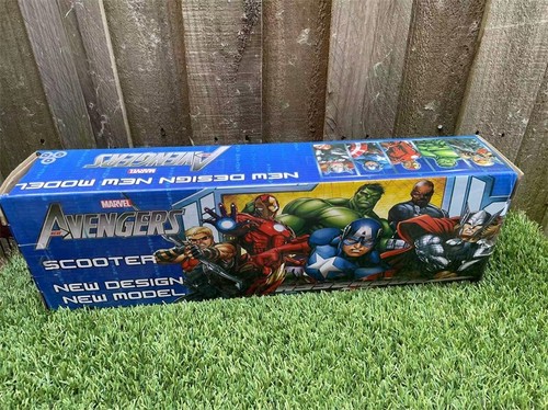 MARVEL AVENGERS FOLDABLE SCOOTER PUSH KICK OUTDOOR KIDS CHILD RIDE ON TOY GIFT - Picture 5 of 5