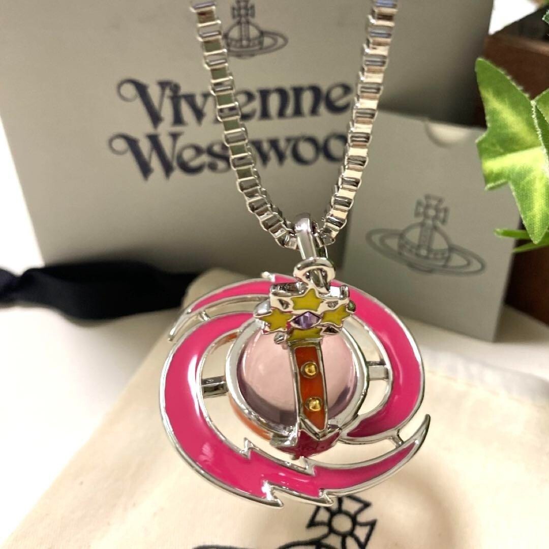 Vivienne Westwood 3D Small Orb Pink Shooting star Stone Necklace