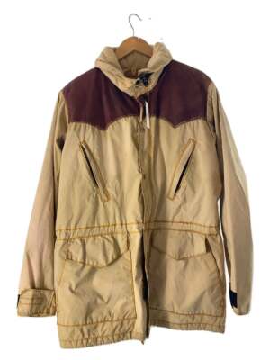 Rocky Mountain Featherbed yoke mountain Jacket Size L 42 Used