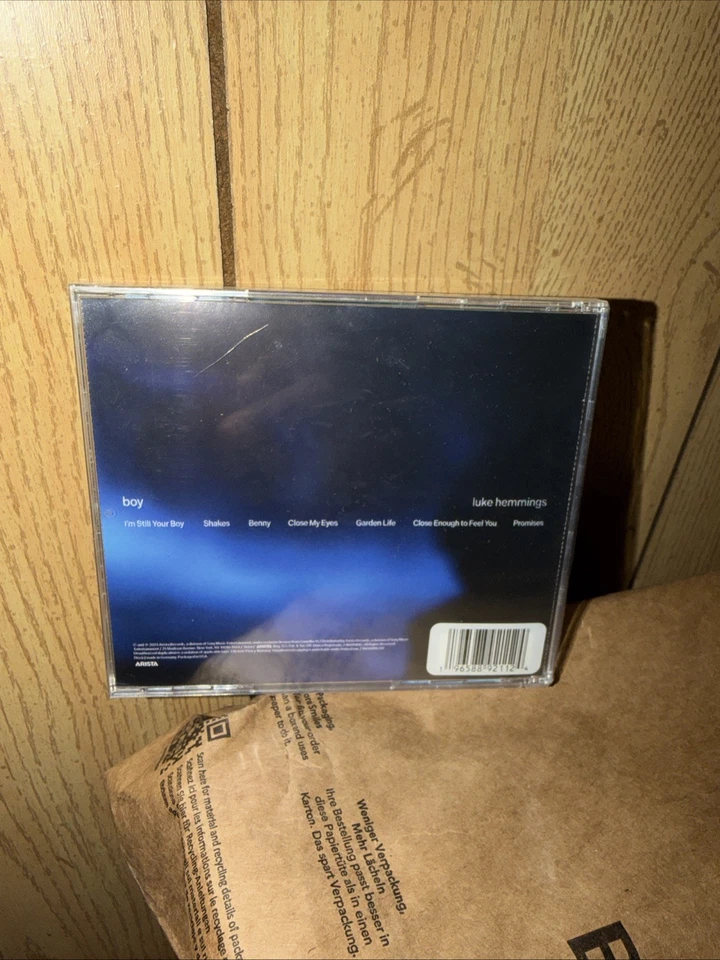 SEALED SIGNED Boy CD Limited Edition Luke Hemmings 5SOS 5 Seconds Of Summer NEW - Image 2 of 2