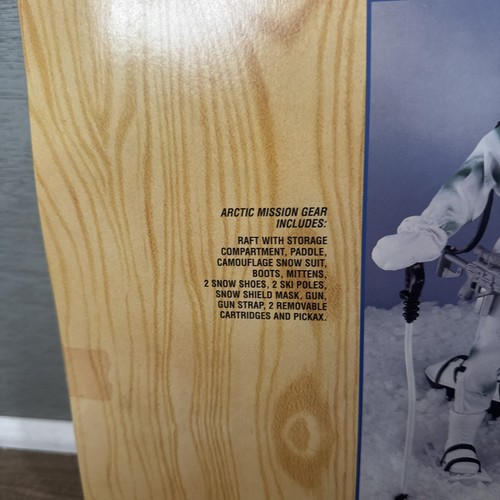 Kenner Gi Joe Classic Collection Arctic Adventure Set Deluxe Mission Gear (NIB) - Afbeelding 9 van 14