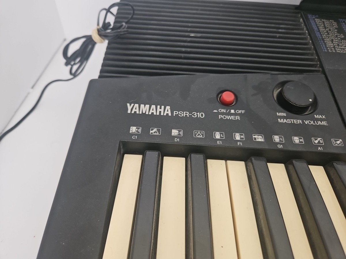 電子ピアノ　キーボード　YAMAHA PSR-310 Amazon.co.jp: Yamaha Digital Pianos - Home (PSREW310) : 楽器