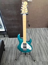MUSIC MAN SIL HH FR T BLK M SHELL PG Chitarra elettrica 624548