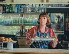 The Roses: HAND Signed Olivia Colman 10x8 Photo Obtained In Person [19805]