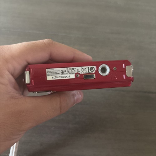 Kodak EasyShare M853 Red 8.2 Megapixel Point & Shoot Digital Camera Tested - Picture 8 of 9