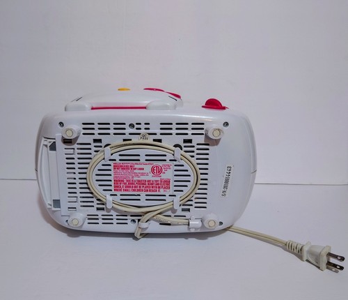 Hello Kitty Sanrio KT5211 Pink White 2 Slice Wide Slot Bagel Toaster - Picture 12 of 12
