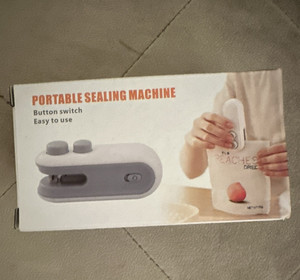 Portable Vacuum Sealer Seal-Only Battery Operated White/Gray w/ USB Cable