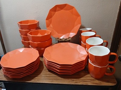 Stone Lain Jamie Informal Porcelain 30-Piece Geometric Dinnerware Set, Orange