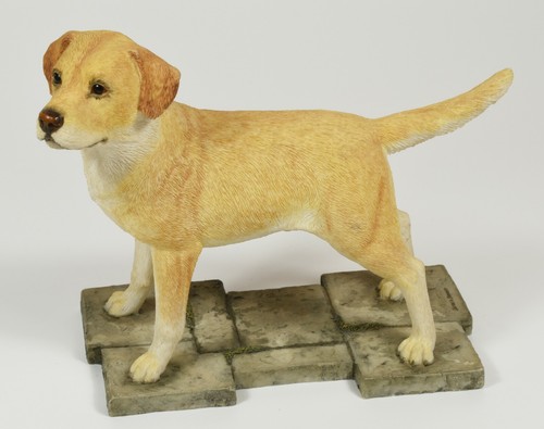 Sherratt and Simpson Golden Labrador Figure #55111 - Picture 1 of 4