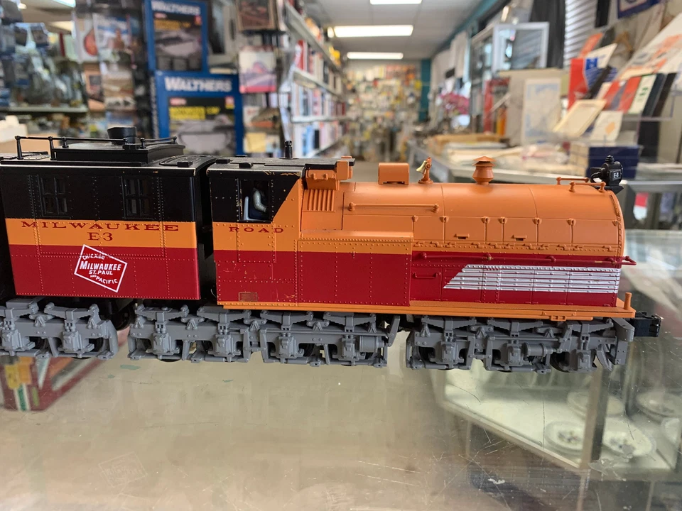 MTH O SCALE MILWAUKEE ROAD E-2 BI-POLAR ELECTRIC PROTO 2.O SOUND FREE SHIP - Image 3 of 4