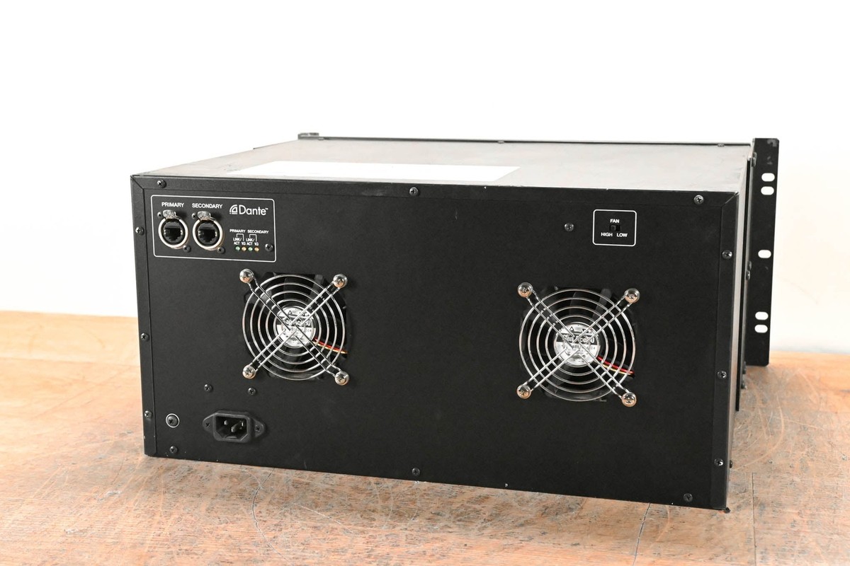 YAMAHA Rio3224-D 中古品 Yamaha Rio3224-D Rio Series 32x16 Remote Stage Box CG01KQP