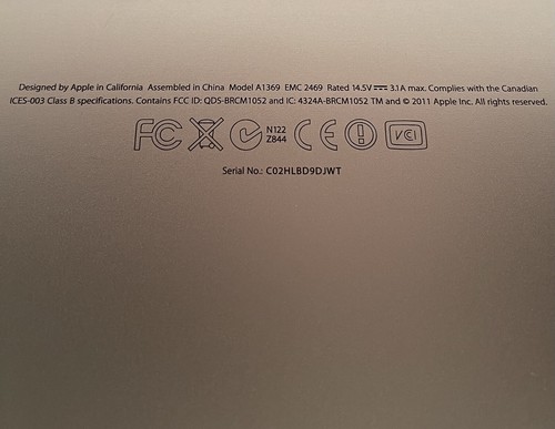 Apple MacBook Air 13" Mid 2011 A1369 i5 1.7GHz 2GB Gray - Battery Drains Quickly - Picture 4 of 6