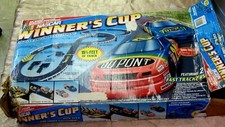 LIFE-LIKE HO SCALE NASCAR WINNERS CUP 15 FEET SLOT CAR TRACK 98 COMPLETE   