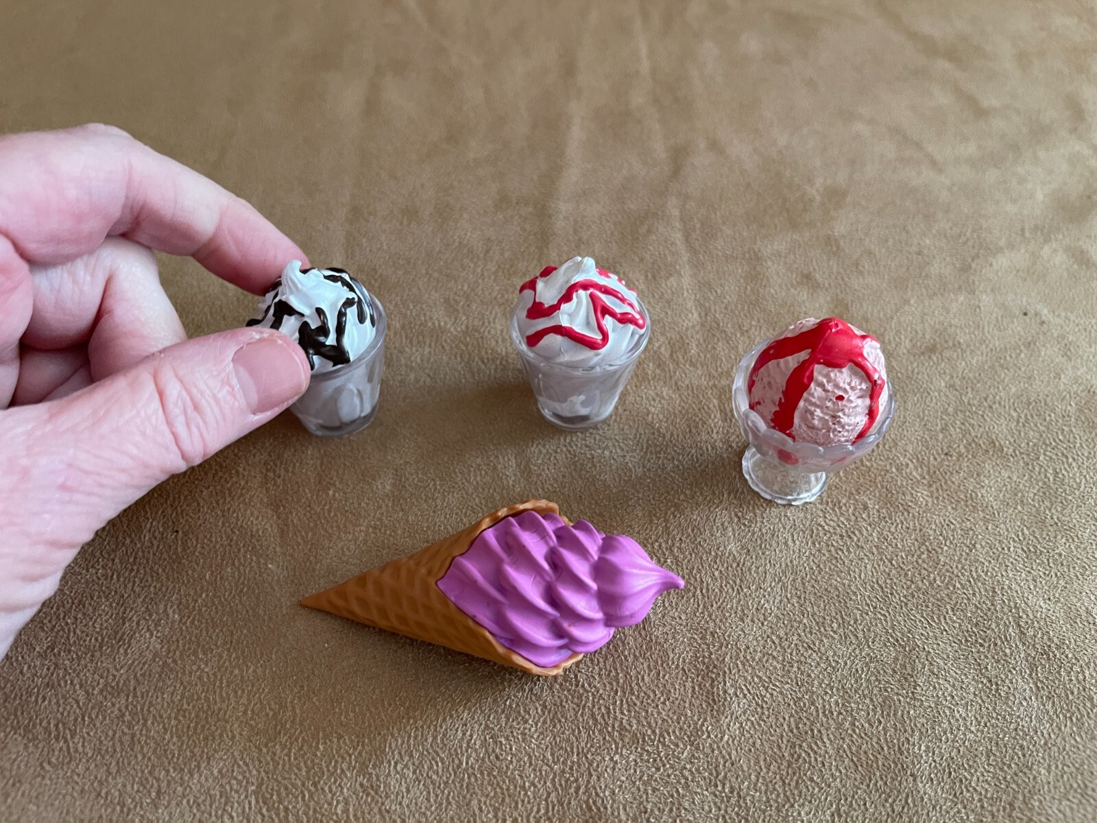 18" Doll Food Ice Cream Cone compatible American Girl OG cafe Truck Lot sundae