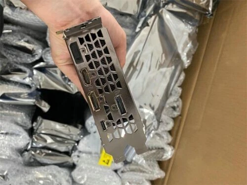 GIGABYTE NVIDIA GeForce RTX 2080 Ti TURBO OC 11G GDDR6 Graphics Card - Image 3 of 4