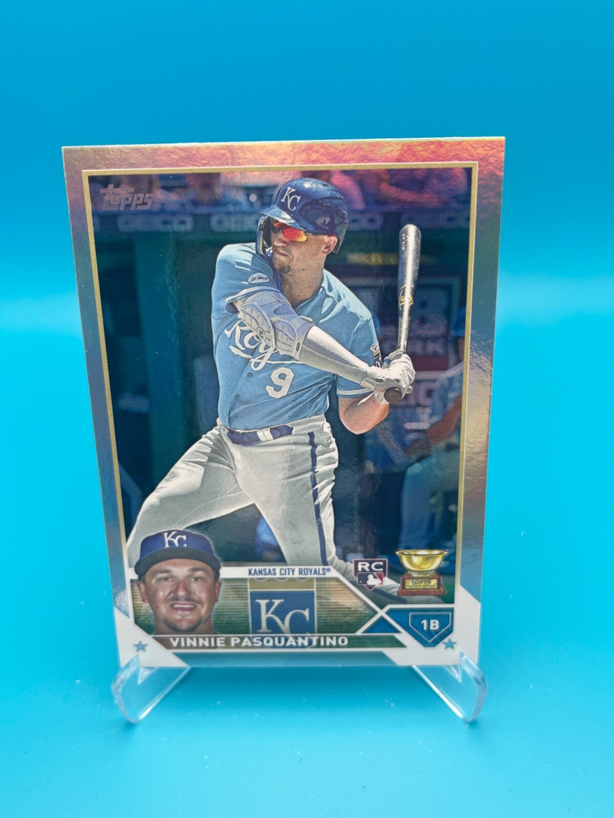 2023 Topps Series 1 - Rainbow Foil #302 Vinnie Pasquantino (RC)