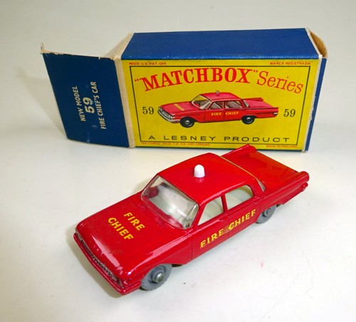 Matchbox No. 59B Ford Fairlane Fire Chief Car red rare grey Wheels in "D" box - Picture 9 of 10