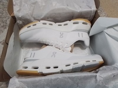 !!! ON CLOUDNOVA FORM 2 LIFESTYLES SNEAKERS MEN'S SZ 8 WHITE IVORY 3ME30150924